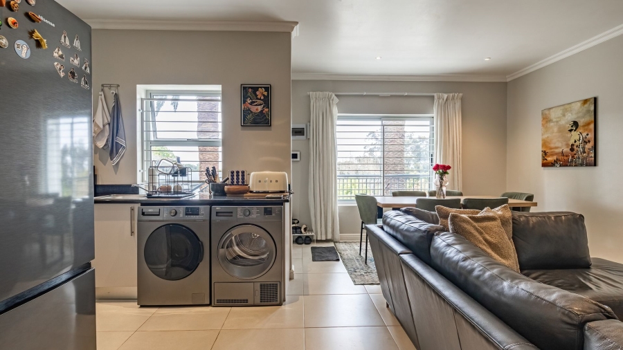 To Let 3 Bedroom Property for Rent in Bishopscourt Western Cape